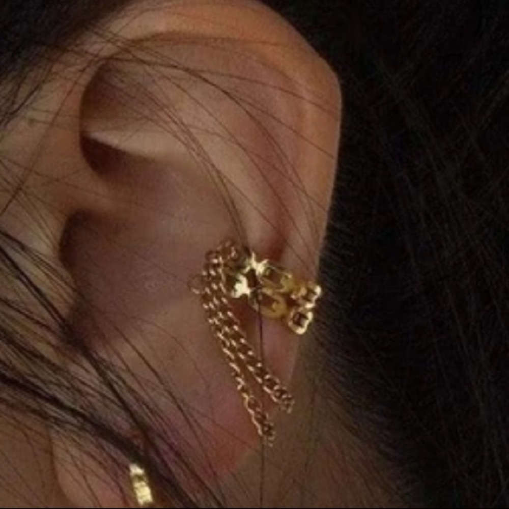 New, Ellie Vail gold waterproof billy ear cuff